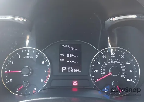 2016 Kia Forte Lx z USA, uszkodzony, nr VIN KNAFK4A69G5550404